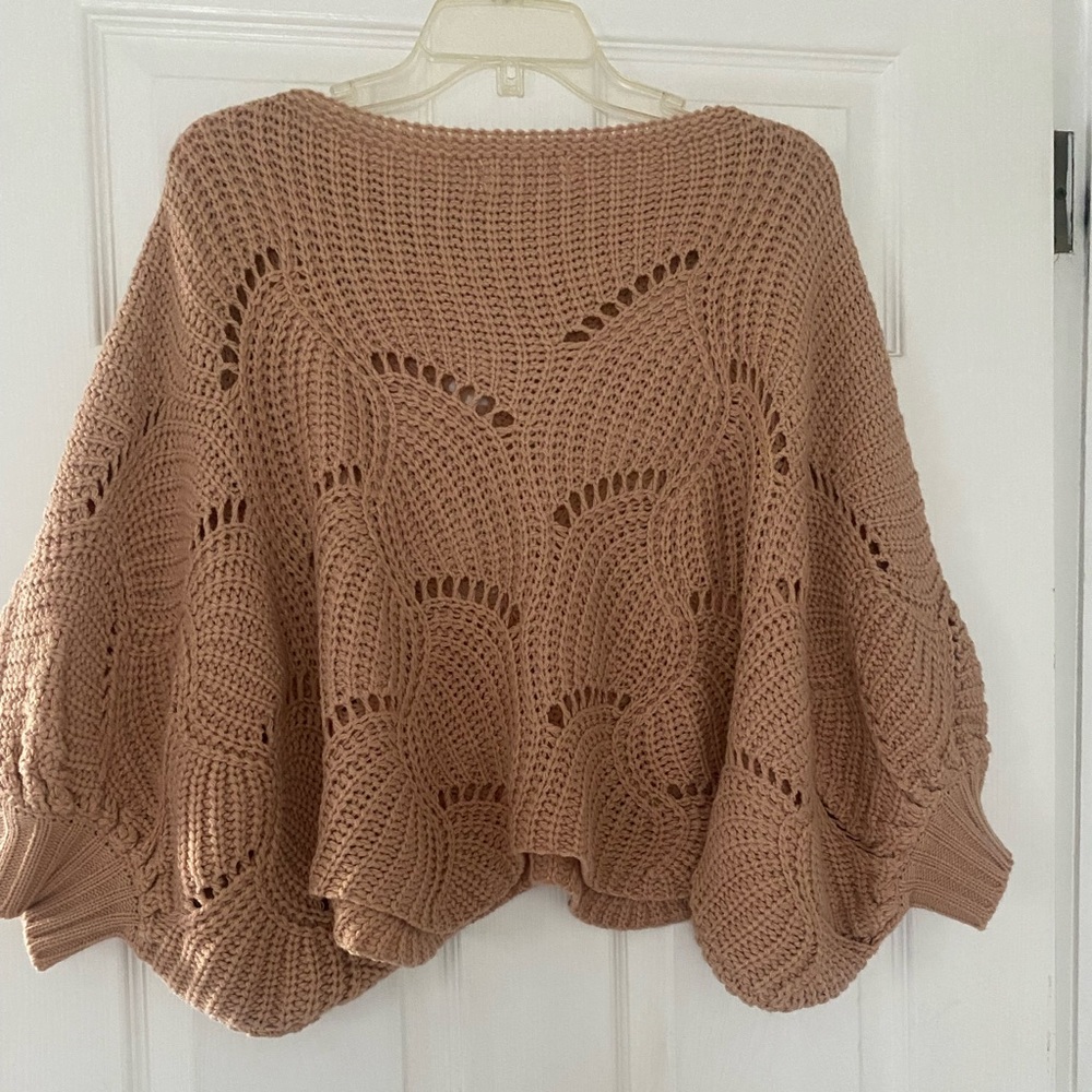 Mauve knit sweater size large. 100 percent acrylic. Washable. Like new
